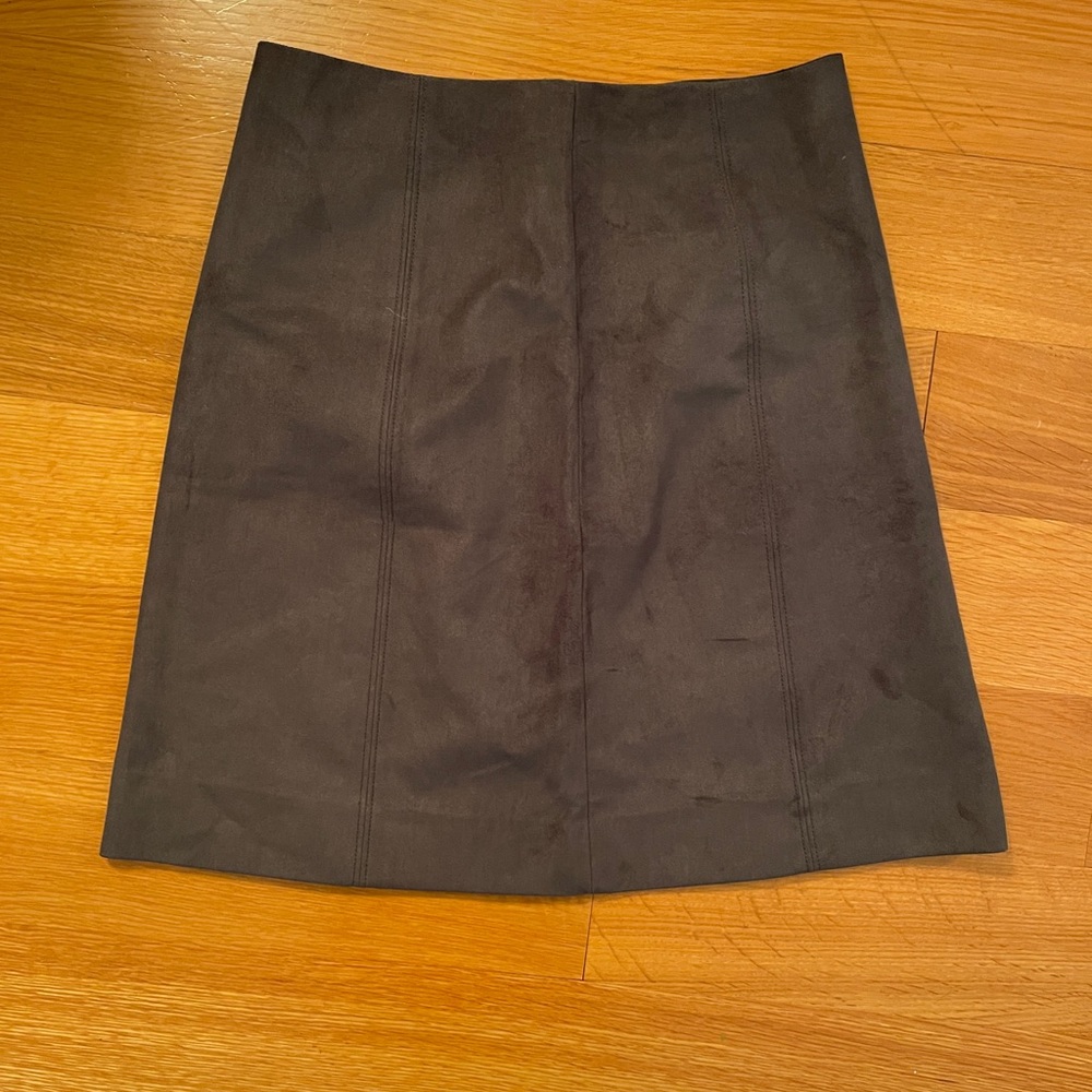 Babaton / Aritzia mini skirt